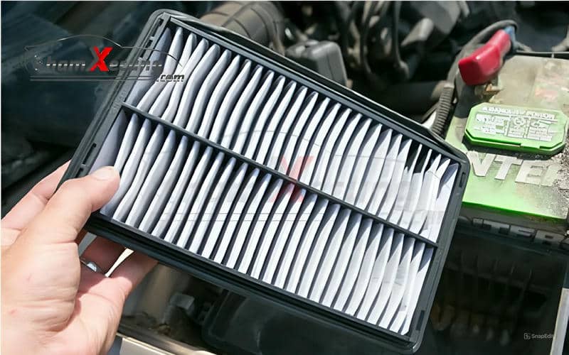 Thay thế lọc gió mới sau một thời gian sử dụng giúp Ô tô giảm tiêu hao nhiên liệu hơn