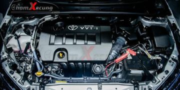 Kiểm tra động cơ cần phải thay thế dây đai nếu có dấu hiệu mòn và rạn nứt