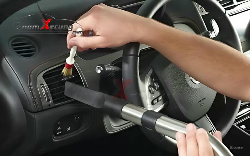 Khe gió điều hòa là nơi chứa nhiều bụi bẩn và vi khuẩn nhất nếu không thường xuyên vệ sinh làm sạch