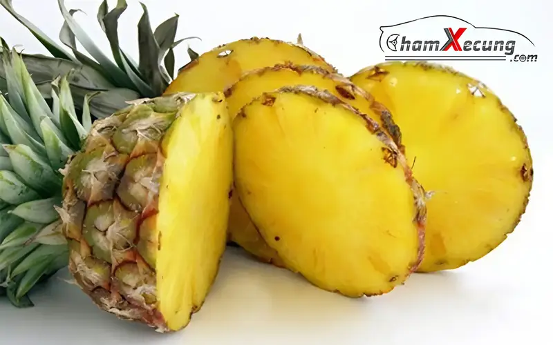 Mùi hương dễ chịu của dứa có thể ác đi được các mùi trên Ô tô