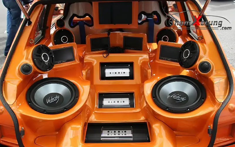 Độ âm thanh Ô tô sẽ giúp bạn tận hưởng không gian âm nhạc tuyệt vời cùng với gia đình, bạn bè và người thân mỗi khi ngồi trong xe